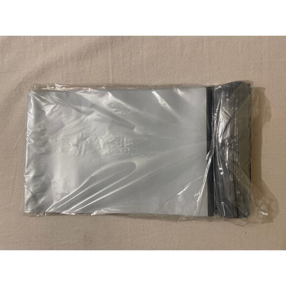Poly Mailers 6 x 9 Shipping Bag Self Seal Quantity 100 Mail Package - Picture 4 of 4